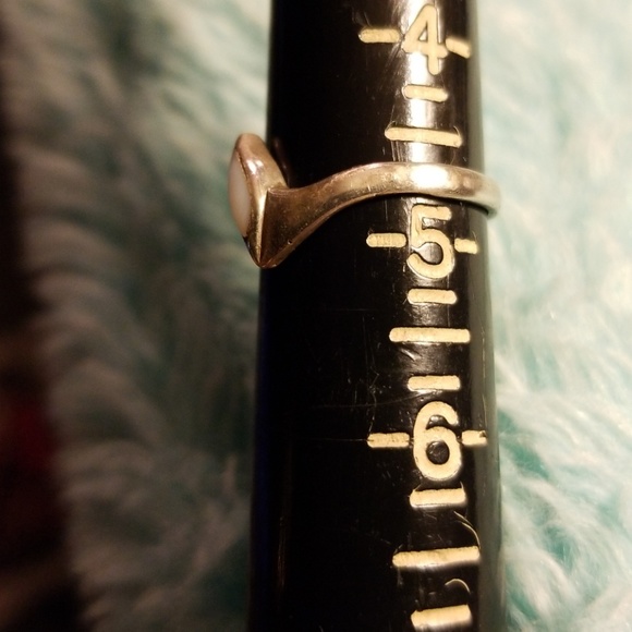 🍁3/$25 Sterling silver ring - Picture 2 of 6